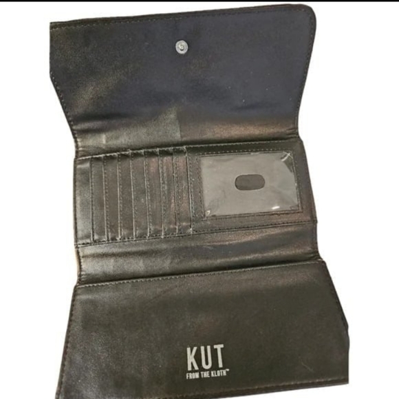 Kut from the cloth black and white striped tri fold wallet - Picture 3 of 3